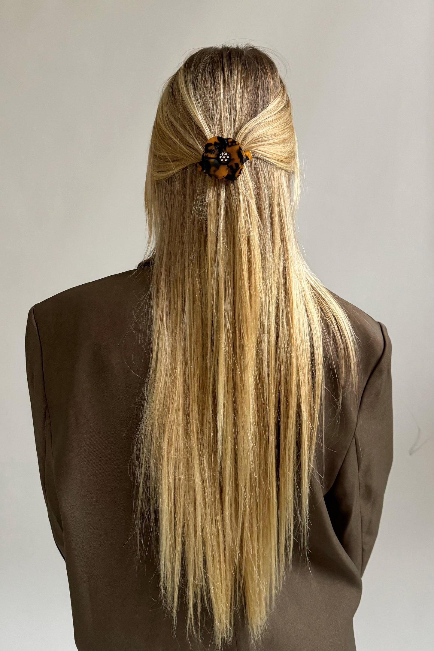 Bloom barette clip- Bruin