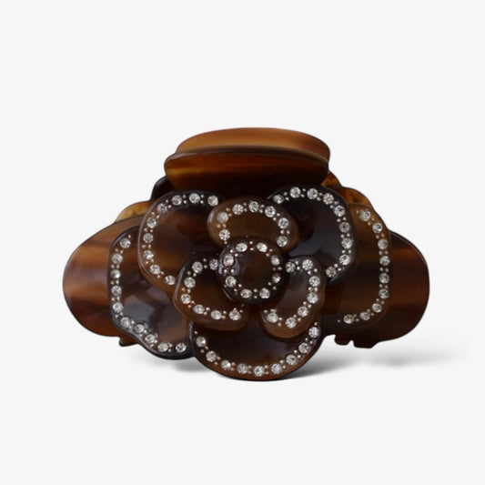 Bruine haarklem met roos en zilveren steentjes – stevige acetaat haarclip voor vrouwen