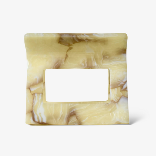 Lichtgele trendy haarklem voor dik haar, duurzame haaraccessoire.