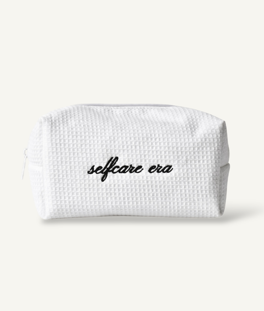 'Selfcare era' make up bag - wit